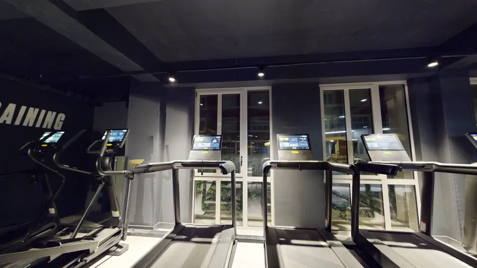 Tapis de course, machine disponible au Fitness Park Amiens Centre-Ville