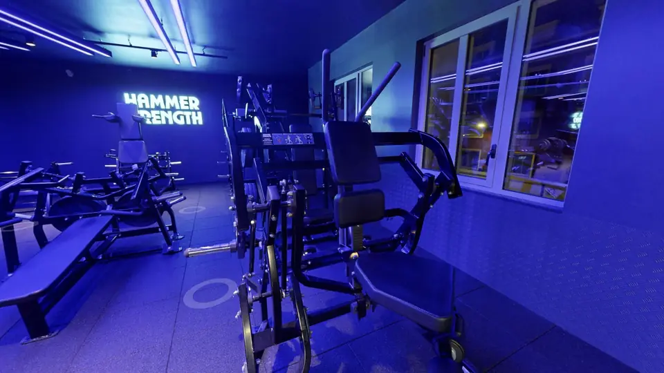 Abdominal / Oblique Crunch, machine disponible au Fitness Park Amiens Centre-Ville